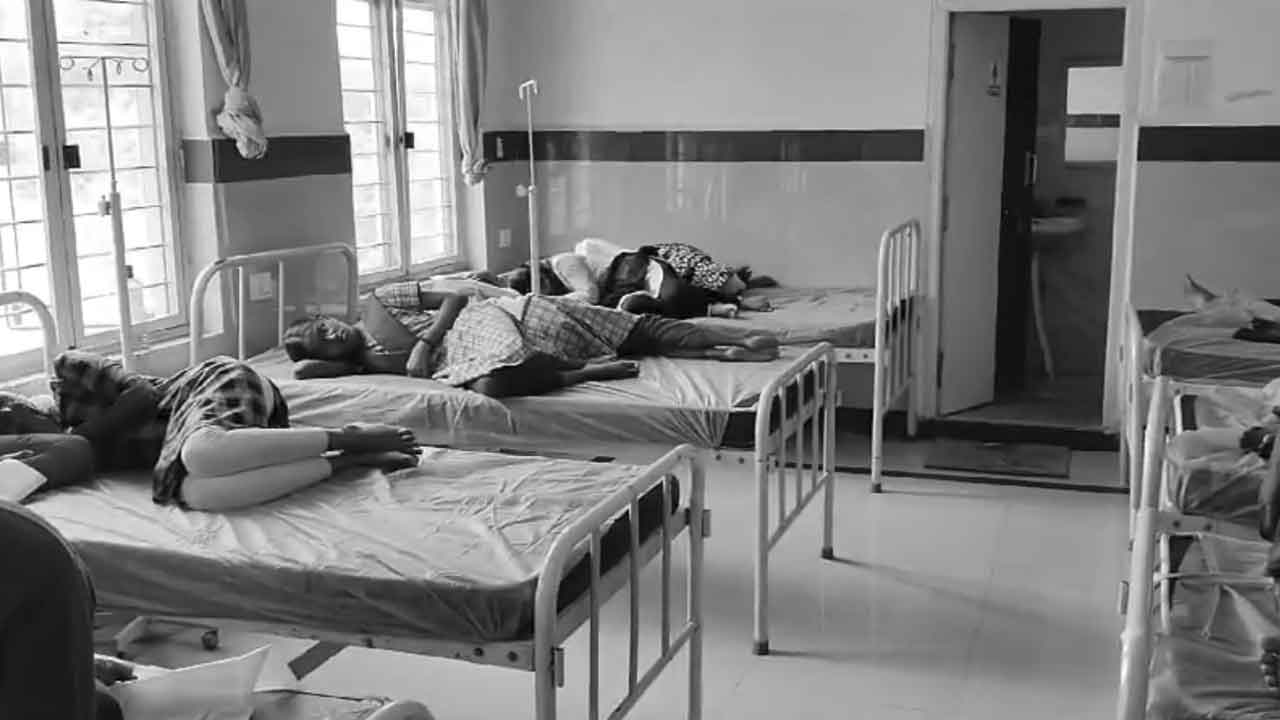 Ramayampet | విద్యార్థినుల అల్పాహారంలో బల్లి.. పలువురు విద్యార్థులకు తీవ్ర అస్వస్థత