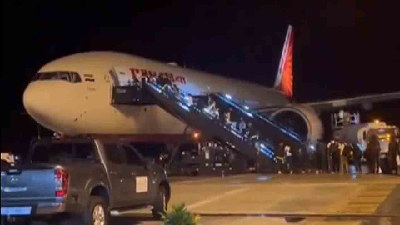 Team India | ఎట్టకేలకు బార్బడోస్‌ను వీడిన టీమ్‌ఇండియా.. ప్రత్యేక ఫ్లైట్‌లో భారత్‌కు పయనం