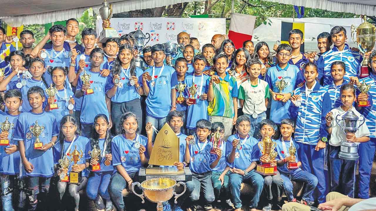 గోవర్ధన్‌ పతక జోరు