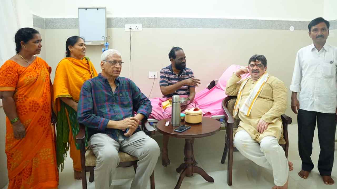 Jayaraj | జయరాజ్‌ను పరామర్శించిన మంత్రి పొన్నం ప్రభాకర్