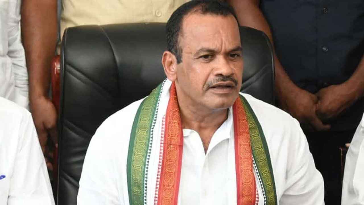 ట్రిపుల్‌ఆర్‌పై ప్రధానిని కలుస్తాం: కోమటిరెడ్డి