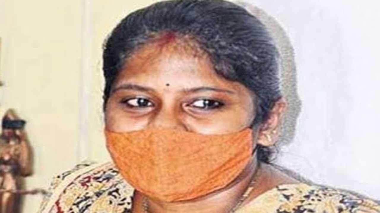 AP News | విదేశాల్లో భర్త.. గర్భం దాల్చిన దేవదాయ శాఖ అసిస్టెంట్ కమిషనర్