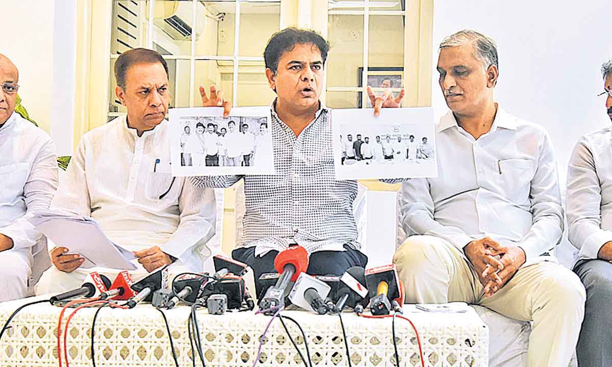 KTR | చేతిలో రాజ్యాంగం చేసేది కుతంత్రం.. కాంగ్రెస్‌ వైఖరిపై కేటీఆర్‌ ఆగ్రహం