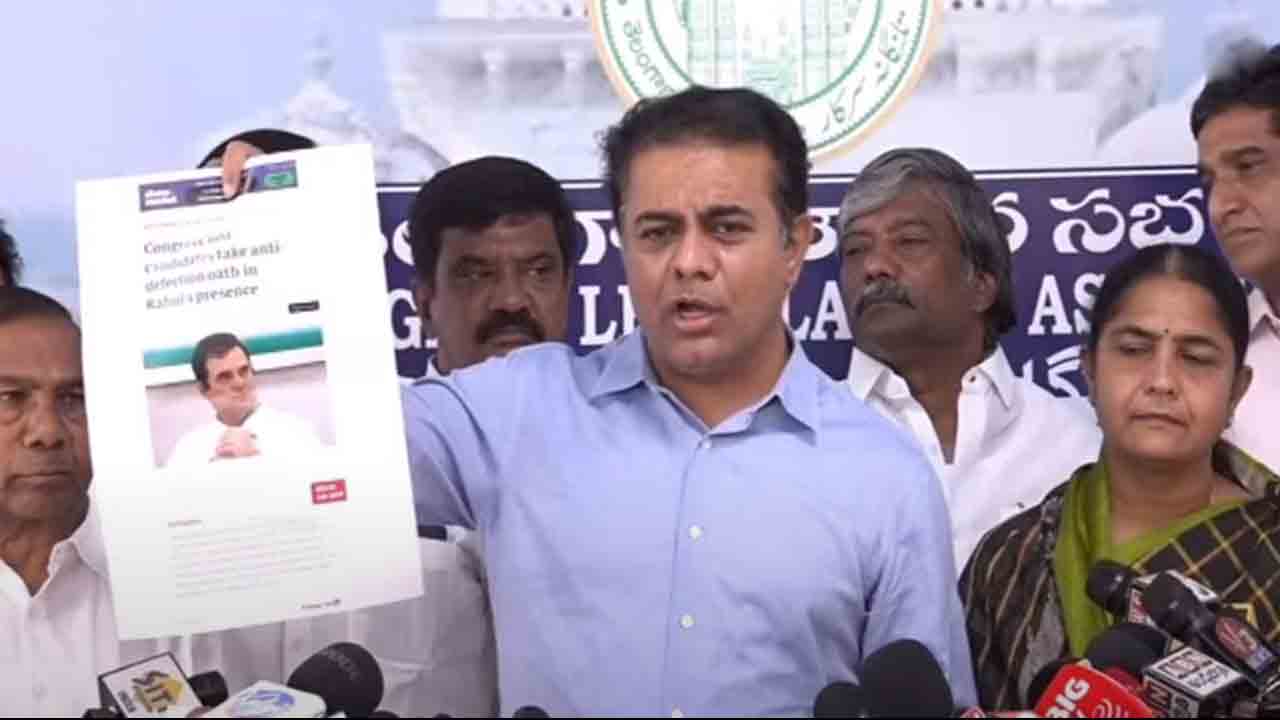 KTR | రాజ్యాంగాన్ని కాపాడుతామని రాహుల్ గాంధీ ఢిల్లీలో ఫోజులు.. మండిప‌డ్డ కేటీఆర్