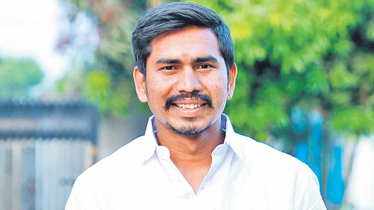 సెక్రటేరియట్‌ ముట్టడికి మద్దతు