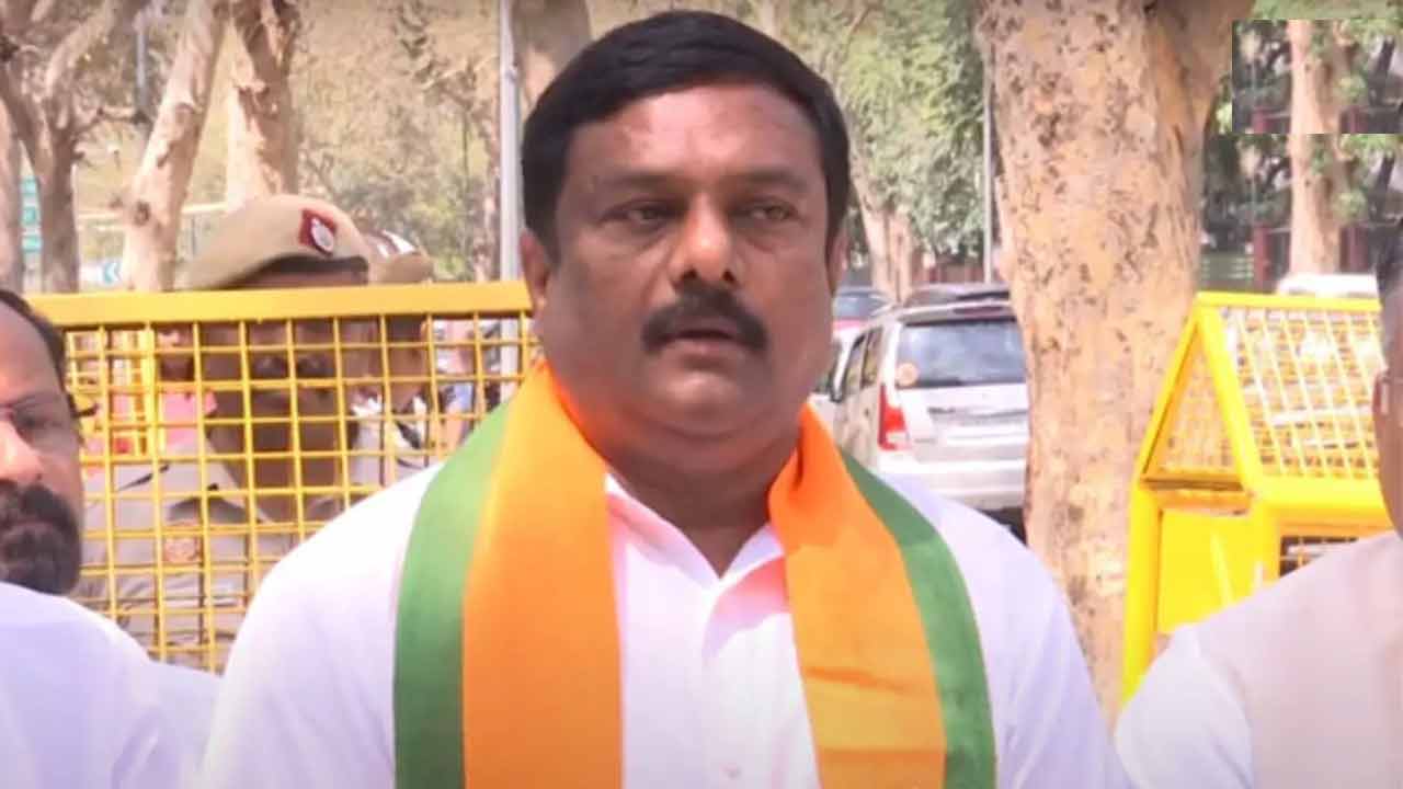 రేవంత్‌ సర్కారు చీకటి ఒప్పందాలు