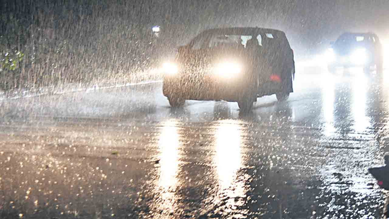 ముసురేసింది..