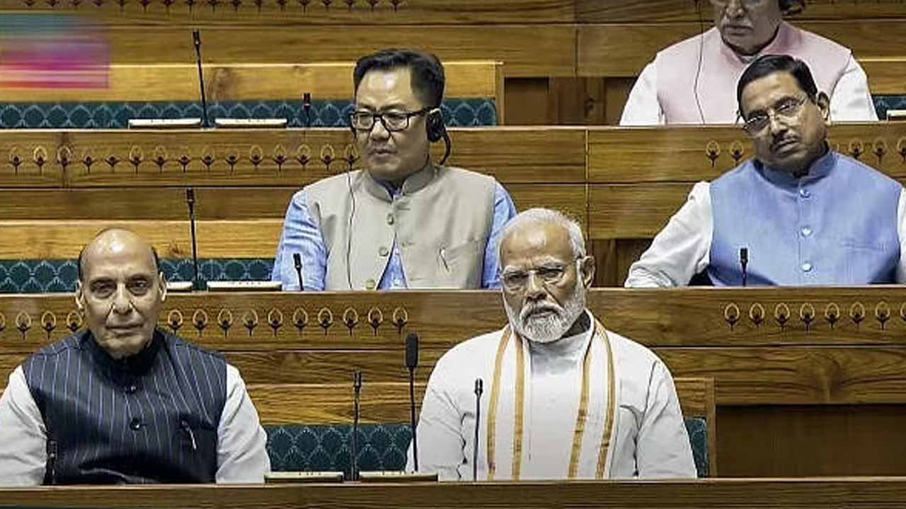 PM Modi: లోక్‌స‌భ‌లో ఇవాళ సాయంత్రం మాట్లాడ‌నున్న ప్ర‌ధాని మోదీ !