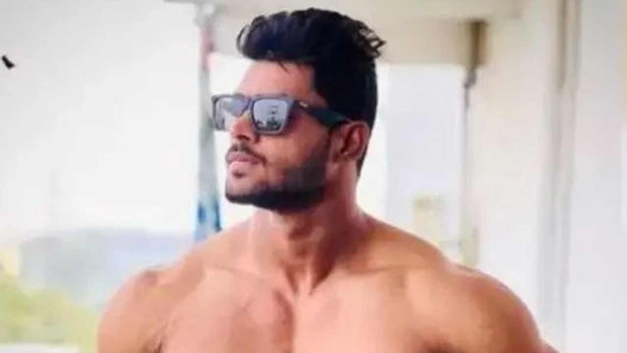 బైక్ ప్రమాదంలో మిస్టర్ తెలంగాణ మహ్మద్ సోహైల్ మృతి