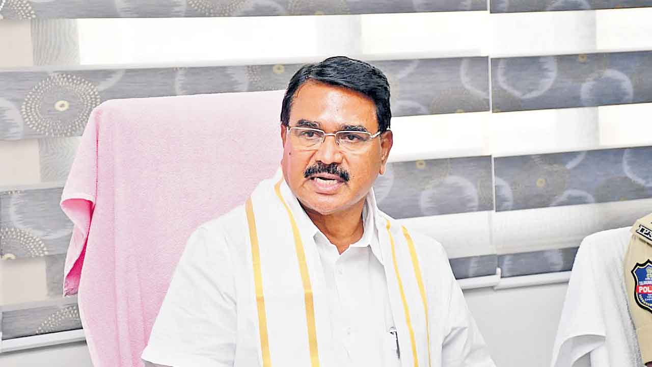 Niranjan Reddy | కేంద్రం విధానాలతో వ్యవసాయరంగం కుదేలు : నిరంజన్‌రెడ్డి