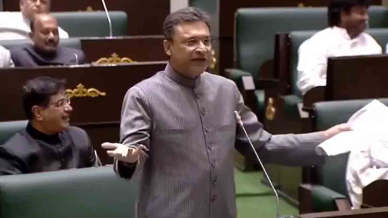 Akbaruddin Owaisi | హైద‌రాబాద్‌లో లా అండ్ ఆర్డ‌ర్ ఎక్క‌డ‌..? ఒకే రోజు 3 హ‌త్య‌లా..? రేవంత్ స‌ర్కార్‌పై అక్బరుద్దీన్ ఓవైసీ ధ్వ‌జం