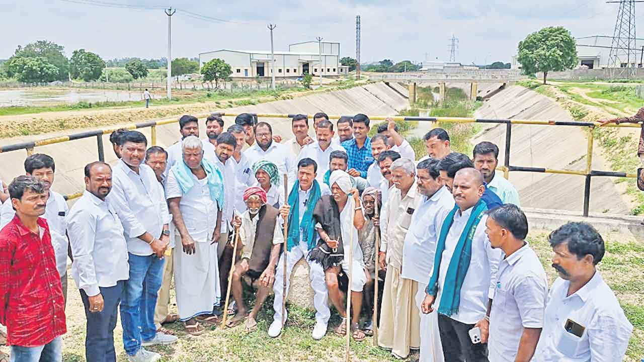 ప్రభుత్వం కక్షసాధింపు చర్యలు మానుకోవాలి