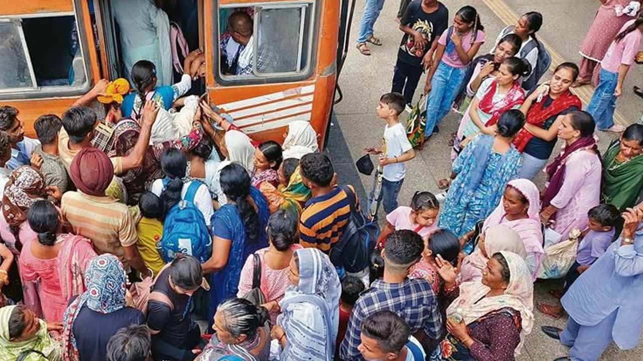 Free Bus Scheme: మ‌హిళ‌ల‌కు ఉచిత బ‌స్సు.. జీతాలు ఇవ్వ‌లేక‌పోతున్న పంజాబ్ ఆర్టీసీ