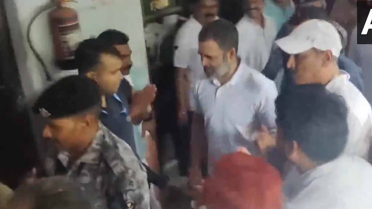 Rahul Gandhi: సుల్తాన్‌పూర్ కోర్టులో హాజ‌రైన రాహుల్ గాంధీ