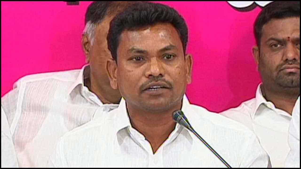 పారిశుధ్యం అస్తవ్యస్తం