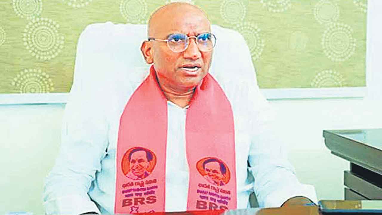 రాష్ట్రంలో పోలీసుల ప్రాణాలకే రక్షణ కరువు