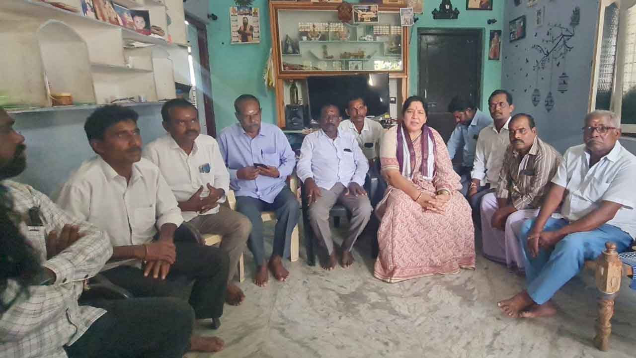 Sathyavathi Rathod | రైతులకు నష్టం జరిగితే బీఆర్‌ఎస్‌ ఊరుకోదు : ఎమ్మెల్సీ సత్యవతి రాథోడ్‌