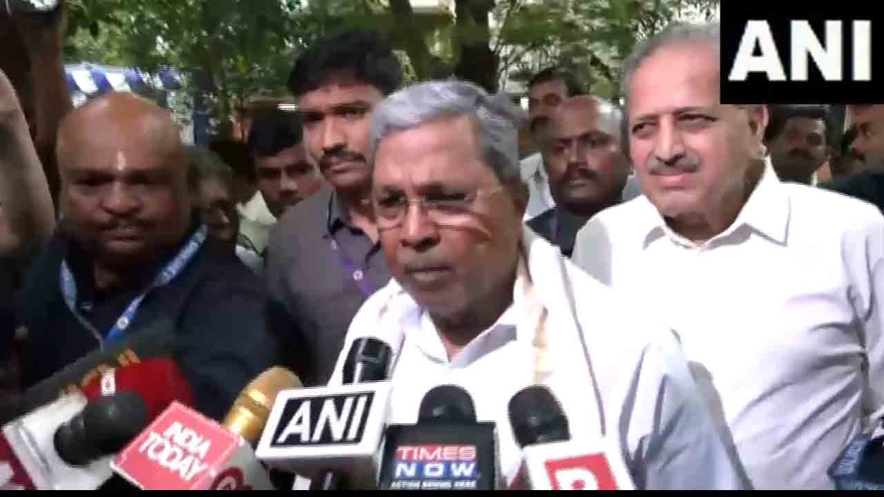 Siddaramaiah | కర్నాటక సీఎంను మార్చేందుకు కాంగ్రెస్‌ కసరత్తు : నాయకత్వ మార్పుపై సిద్ధరామయ్య కీలక వ్యాఖ్యలు