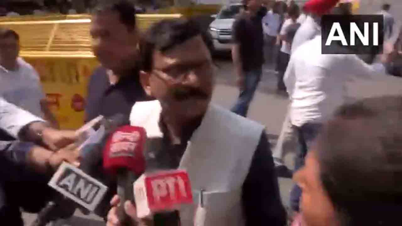 Sanjay Raut | ప్రజాస్వామ్యానికి సంకెళ్లు : కాషాయ పాలకులపై భగ్గుమన్న సంజయ్‌ రౌత్‌