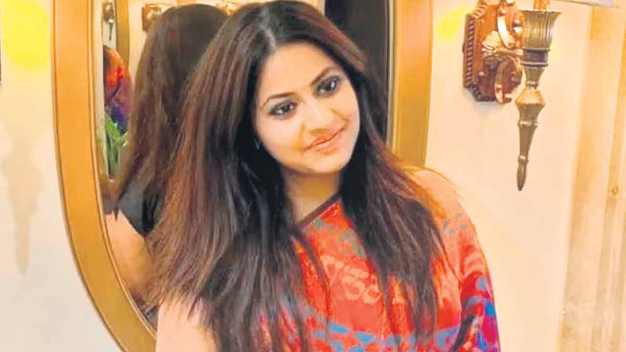 ప్రొబేషనరీ ఐఏఎస్‌ గొంతెమ్మ కోర్కెలు.. మహారాష్ట్ర సర్కారు బదిలీ వేటు