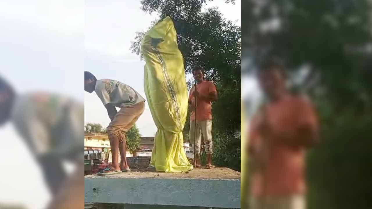 Jangaon | తెలంగాణ తల్లికి ఎంత కష్టం.. విగ్రహాన్ని కూల్చివేసేందుకు కాంగ్రెస్‌ యత్నం