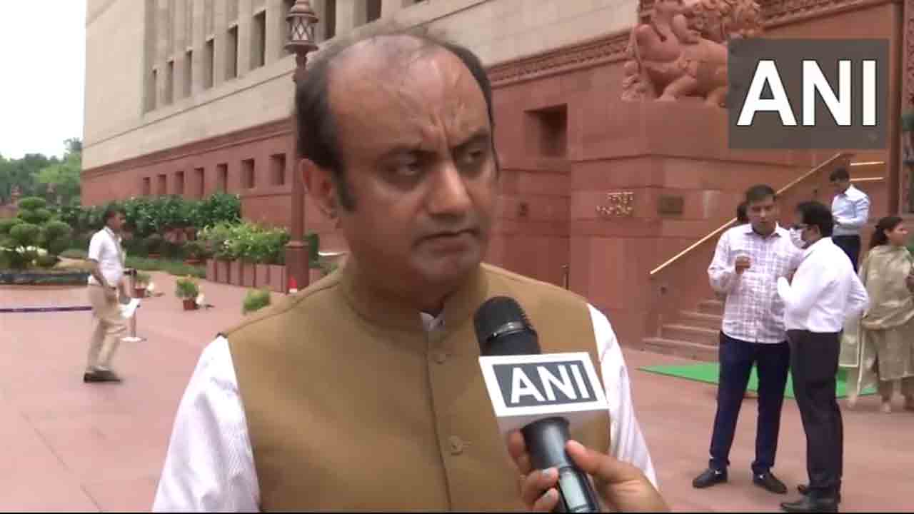 Sudhanshu Trivedi | కులంపై రాజీవ్‌, ఇందిరా గాంధీల మాటలను విస్మరించిన రాహుల్‌ గాంధీ : బీజేపీ