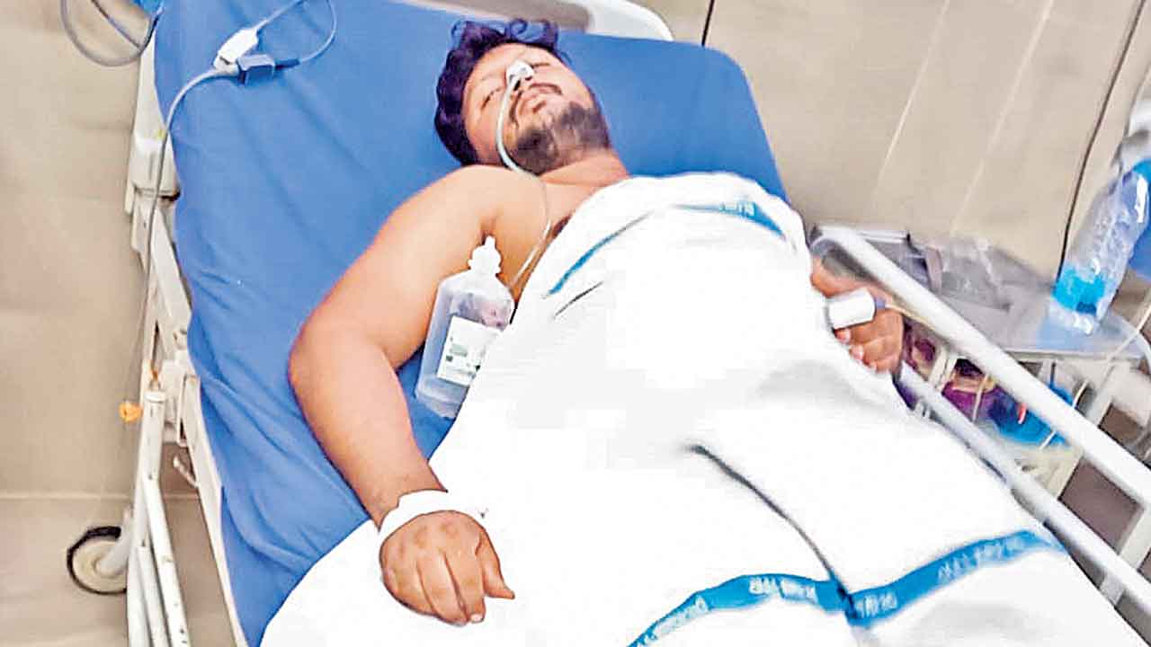 ఖమ్మం పోడు రైతు ఆత్మహత్యాయత్నం