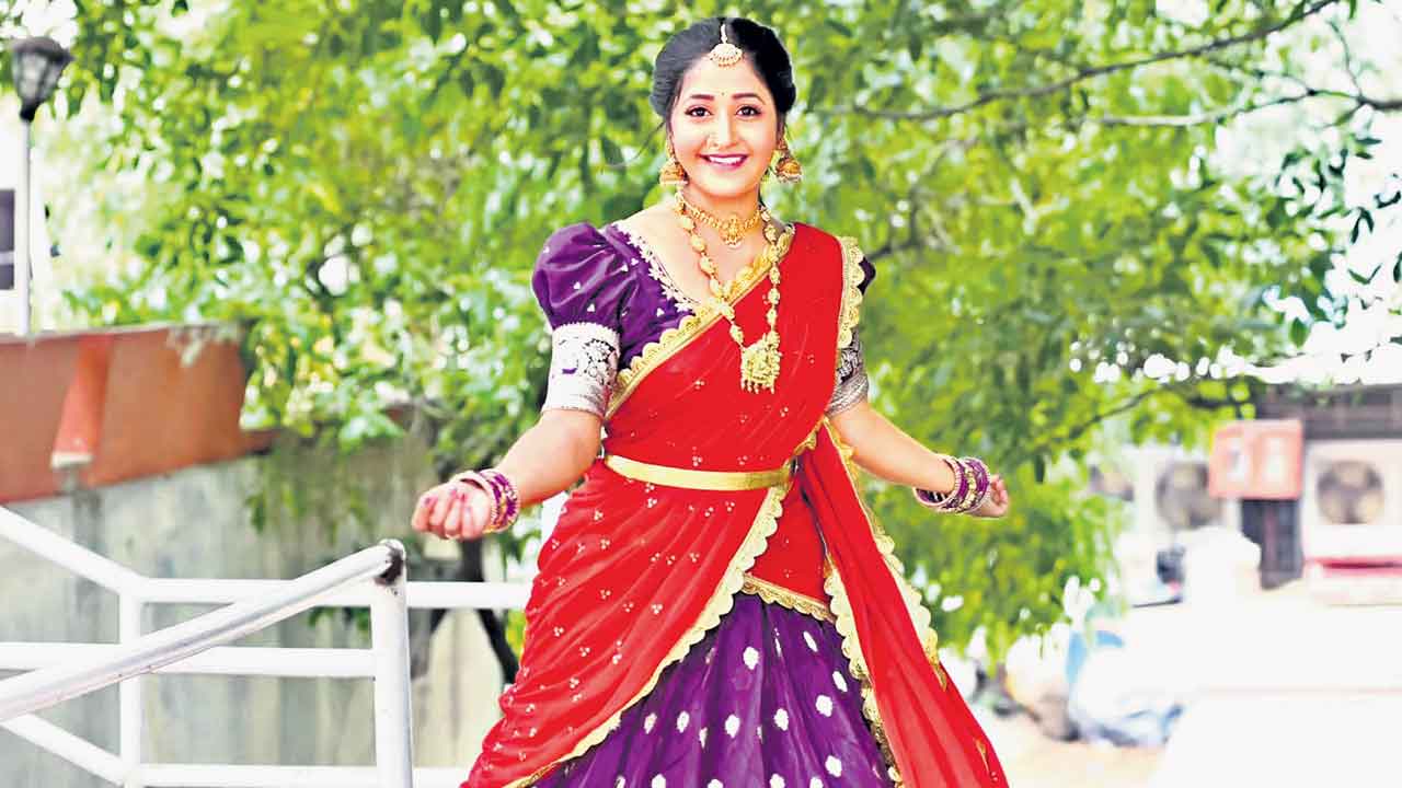 మా బస్తీకే గెస్ట్ గా వెళ్లా!