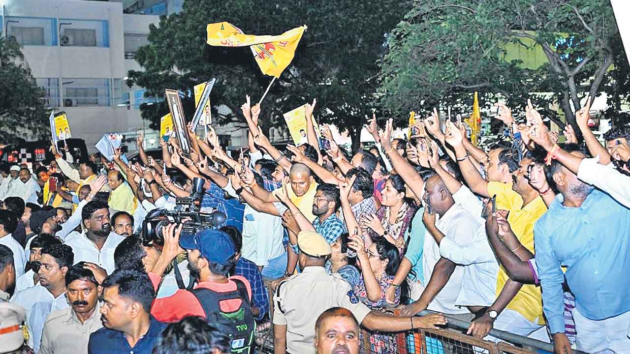 AP CM Chandrababu | ‘నై తెలంగాణ’ బాబుకు ‘పచ్చ’లహారం.. హైదరాబాద్‌లో ఏపీ సీఎం హంగామా