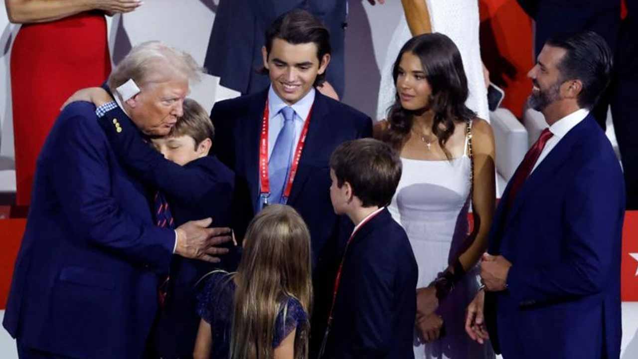 Donald Trump: దేవుడు నావైపే ఉన్నాడు: డోనాల్డ్ ట్రంప్‌