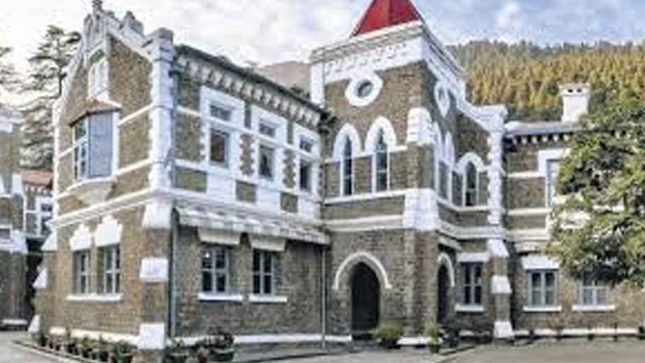 Dating | డేటింగ్‌ చేయడం నేరమా?.. టీనేజర్ల అరెస్టుపై సర్కారును ప్రశ్నించిన కోర్టు