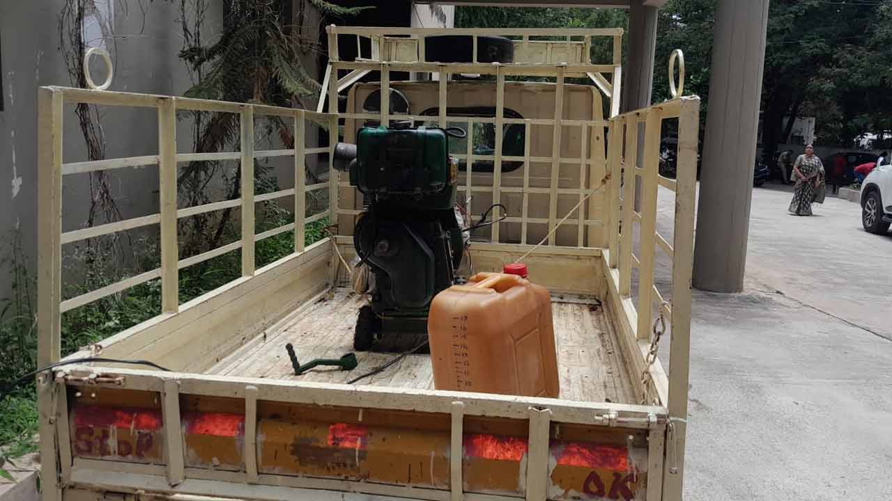 జనరేటర్‌తో జడ్పీ సమావేశం