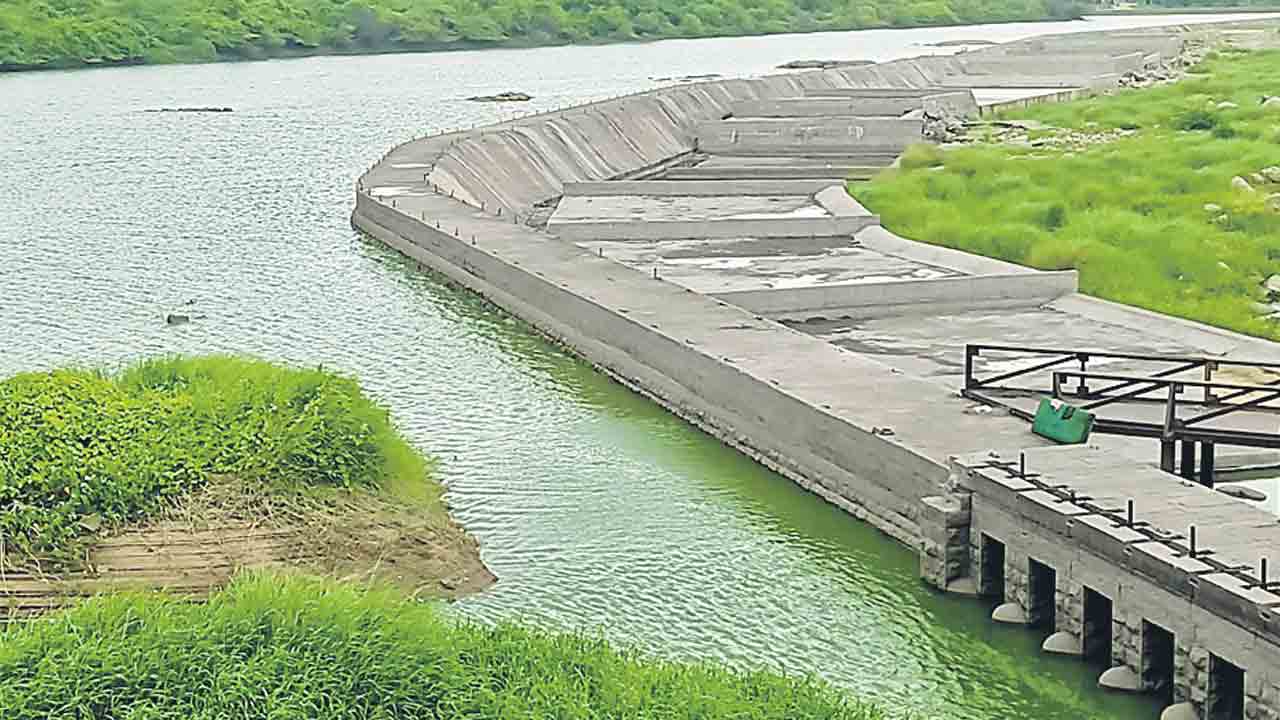 రైతులకు సాగునీటి గోస