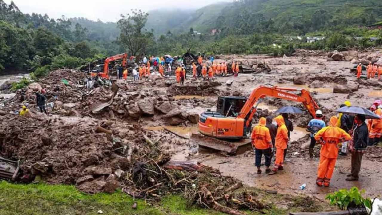 Wayanad Landslides: వ‌య‌నాడ్ విల‌యం.. వీడియోలు