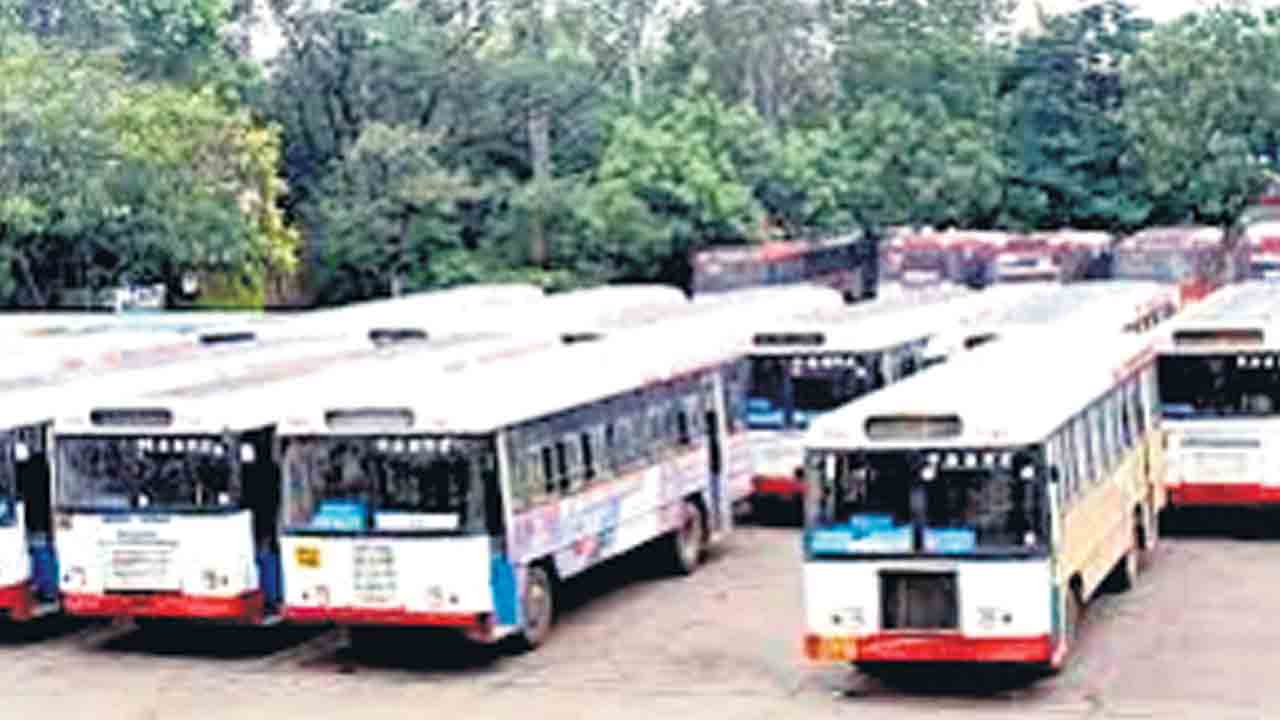 TGS RTC | ఆర్టీసీ హామీలపై సర్కారు దాటవేత!.. అపాయింటెడ్‌ తేదీ, వేతనాలపై లేని స్పష్టత