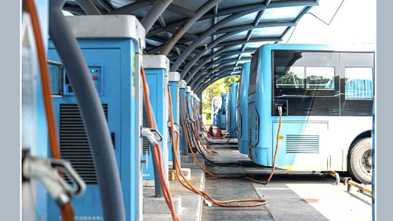 రాష్ట్రంలో 13 చార్జింగ్‌ స్టేషన్లు