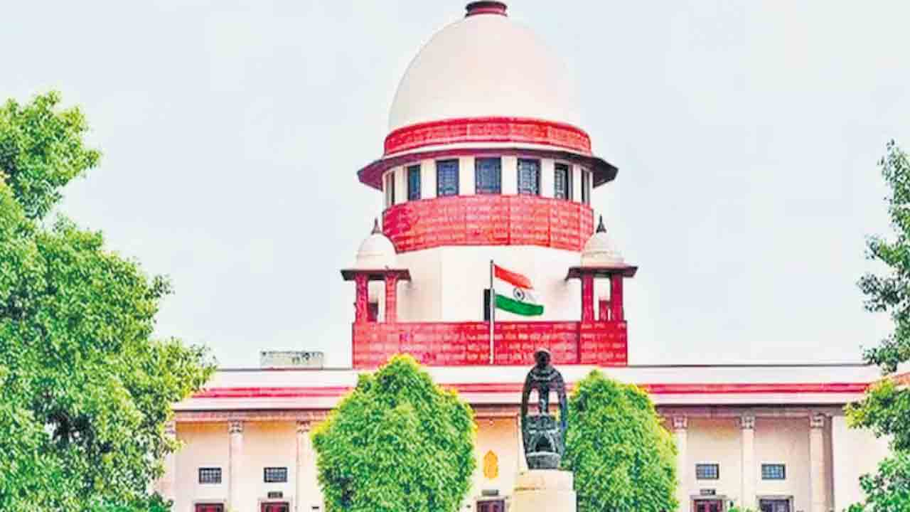 Supreme Court | డెత్‌ చాంబర్లుగా మారిన కోచింగ్‌ సెంటర్లు.. సుప్రీంకోర్టు ఆగ్రహం