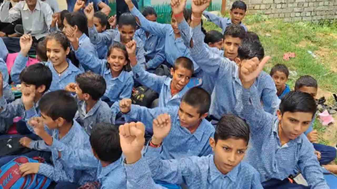 గుడ్‌ మార్నింగ్‌ బదులు జై హింద్‌