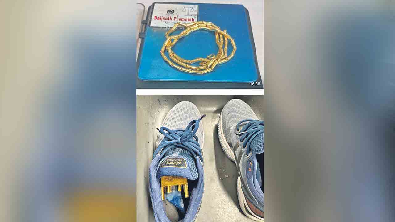 షూలో దాచి తెచ్చిన కోటిన్నర బంగారం పట్టివేత