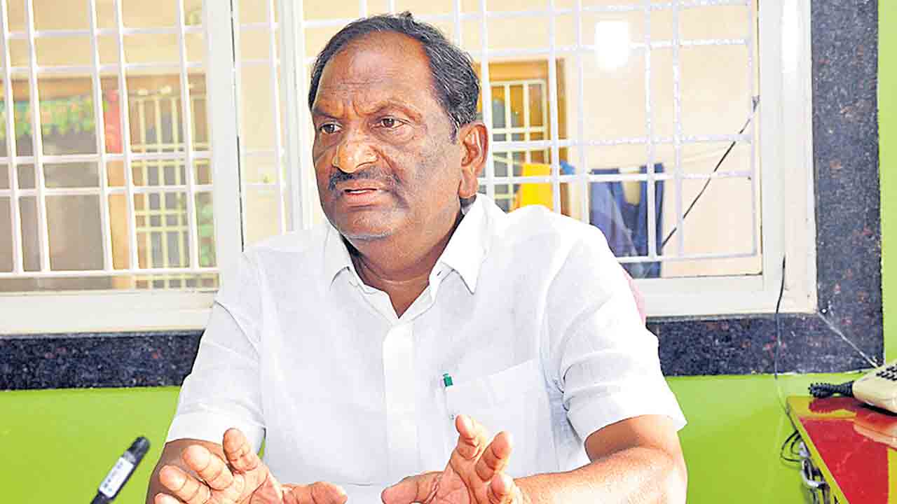 విద్యార్థుల మరణాలు సర్కారు హత్యలే