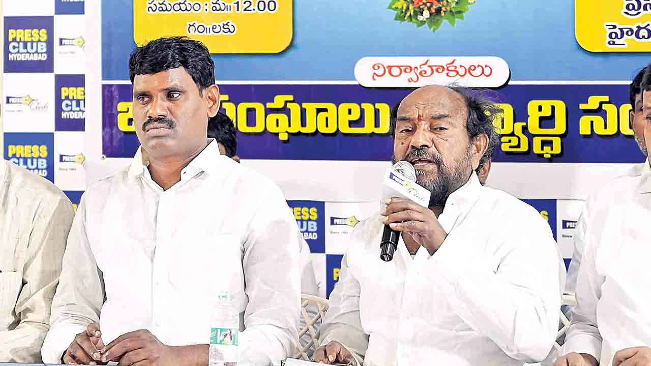 కేసీఆర్‌ స్ఫూర్తితో ఆమరణ దీక్ష