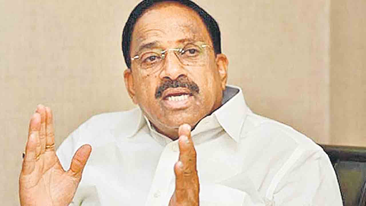 వడ్డీ చెల్లిస్తేనే మాఫీ