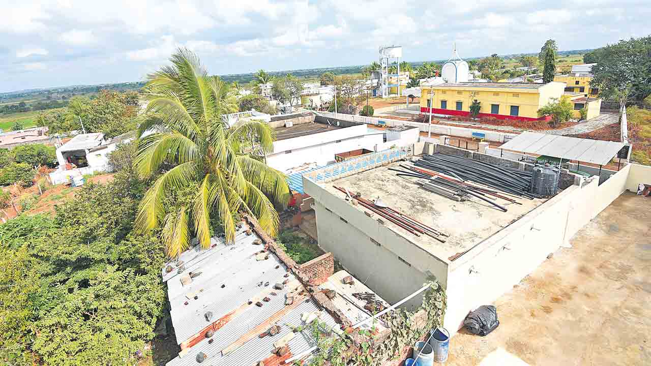 పెండ్లిమడుగు.. మాఫీ మళ్లీ అడుగు