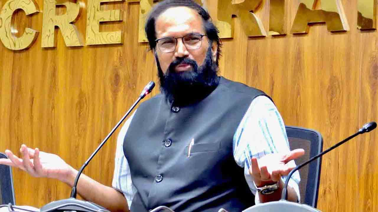 Uttam Kumar Reddy | తెల్లరేషన్‌కార్డు లబ్ధిదారులకు.. జనవరి నుంచి సన్నబియ్యం: మంత్రి ఉత్తమ్‌కుమార్‌రెడ్డి