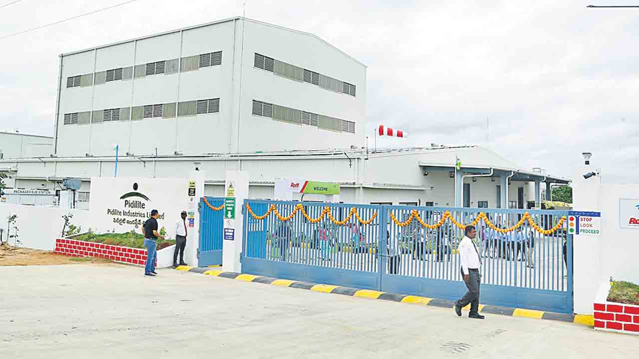 జడ్చర్లలో పిడిలైట్‌ ప్లాంట్‌