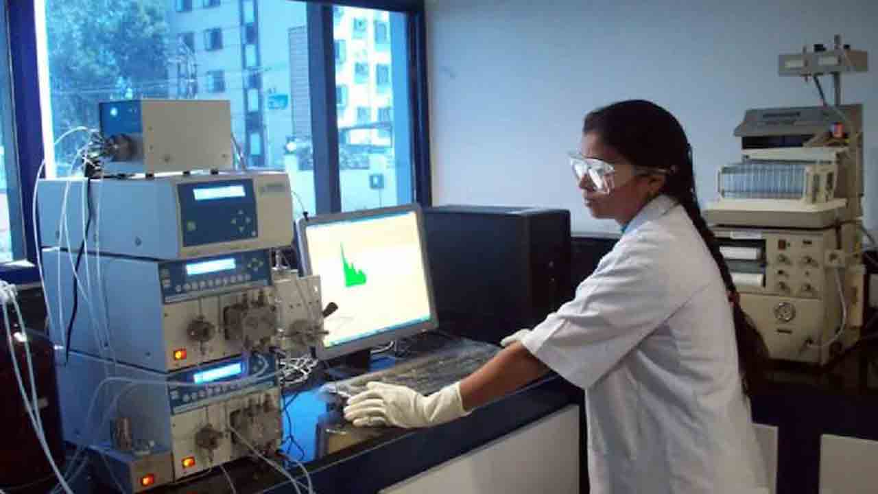 దివీస్‌ ఆకర్షణీయం