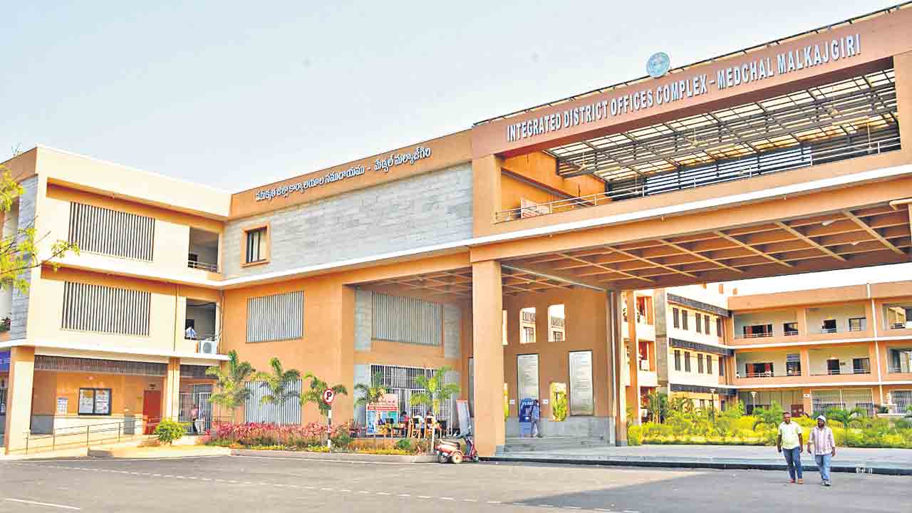 LRS | ఎల్‌ఆర్‌ఎస్‌లో సందేహాల నివృత్తికి హెల్ప్‌ డెస్క్‌లు