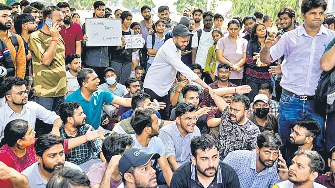 Civils Aspirant | సమస్యలు తప్ప శాంతి లేదిక్కడ.. ఐఏఎస్‌ కోచింగ్‌ సెంటర్ల తాకిడికి మరో విద్యార్థిని బలి