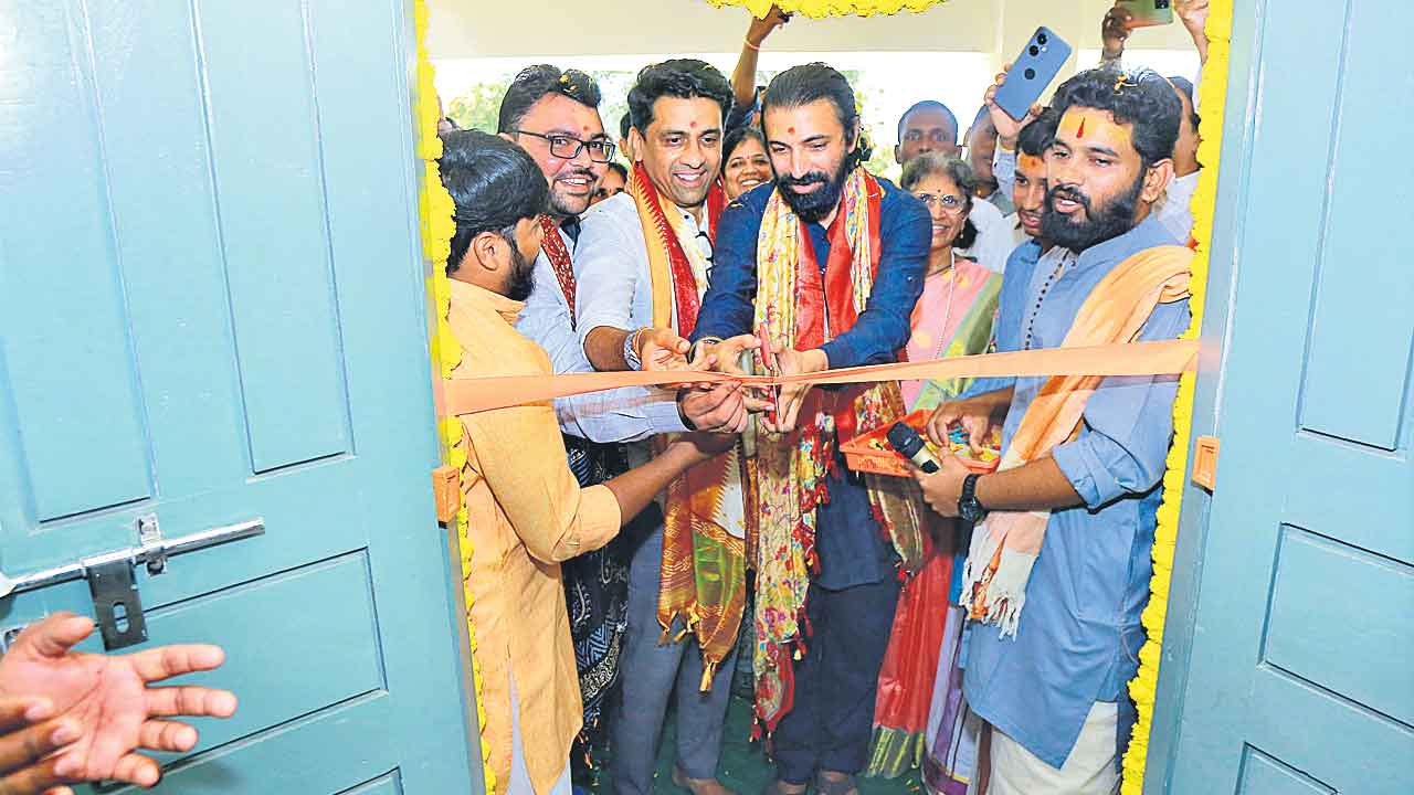 Director Nag Ashwin | పుట్టిన ఊరుని మర్చిపోను