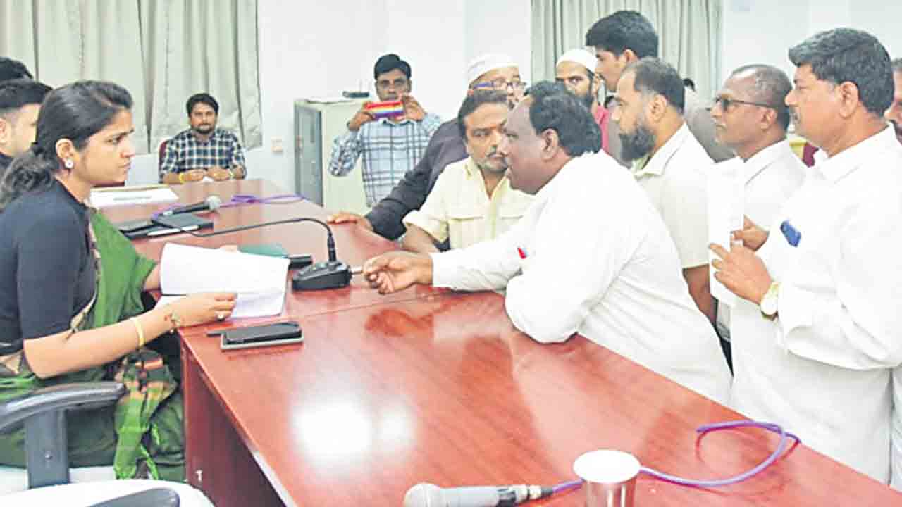 రుణమాఫీపై ఫిర్యాదుల వెల్లువ